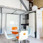 Fantastica Buhardilla Pz. Pilar Apartman *