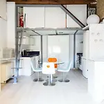 Fantastica Buhardilla Pz. Pilar Apartman *