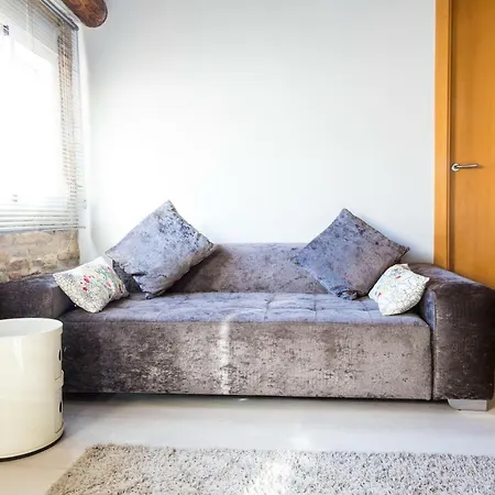 Fantastica Buhardilla Pz. Pilar * Zaragoza